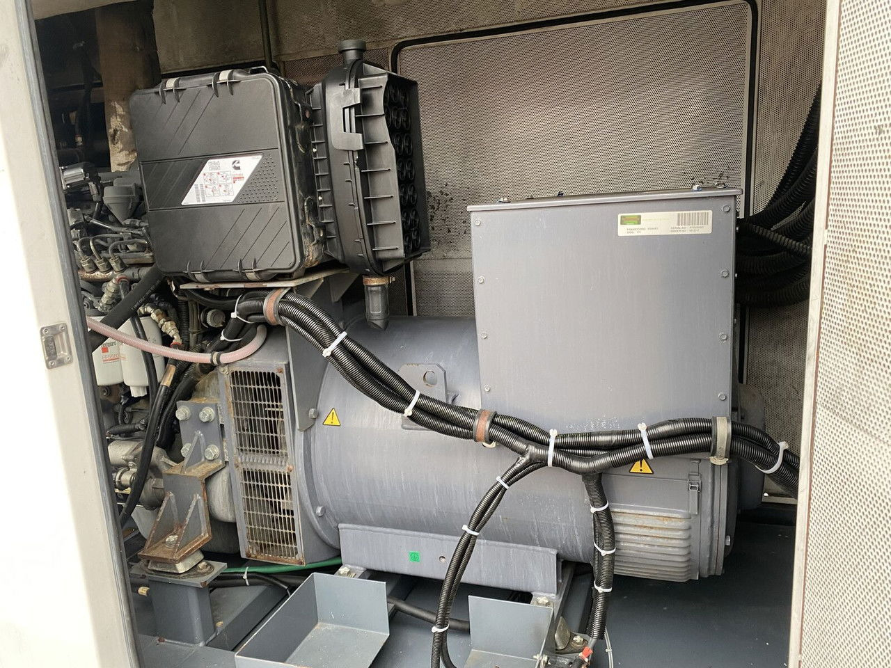 Generador industriale Diversen GHP /QSL9-G8 300 Kva Aggreko GHP /QSL9-G8 300 Kva: foto 7 Generador industriale Diversen GHP /QSL9-G8 300 Kva Aggreko GHP /QSL9-G8 300 Kva: foto 7