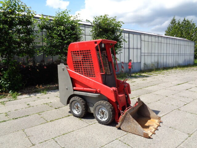 Gehl 1640 - Minicargadora: foto 5 Gehl 1640 - Minicargadora: foto 5