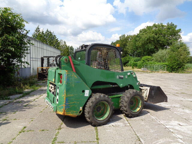 Minicargadora JCB 135 R: foto 8