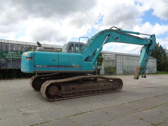KOBELCO SK250 NLC-BE - Excavadora de cadenas: foto 1 KOBELCO SK250 NLC-BE - Excavadora de cadenas: foto 1