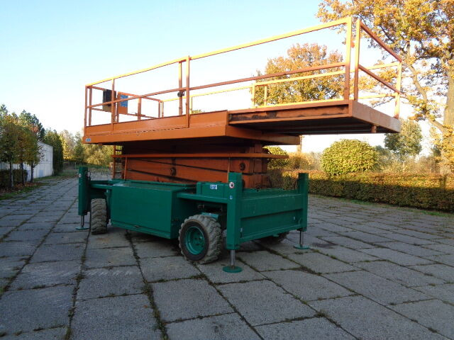 Liftlux SL140-24 - Plataforma de tijeras: foto 4 Liftlux SL140-24 - Plataforma de tijeras: foto 4