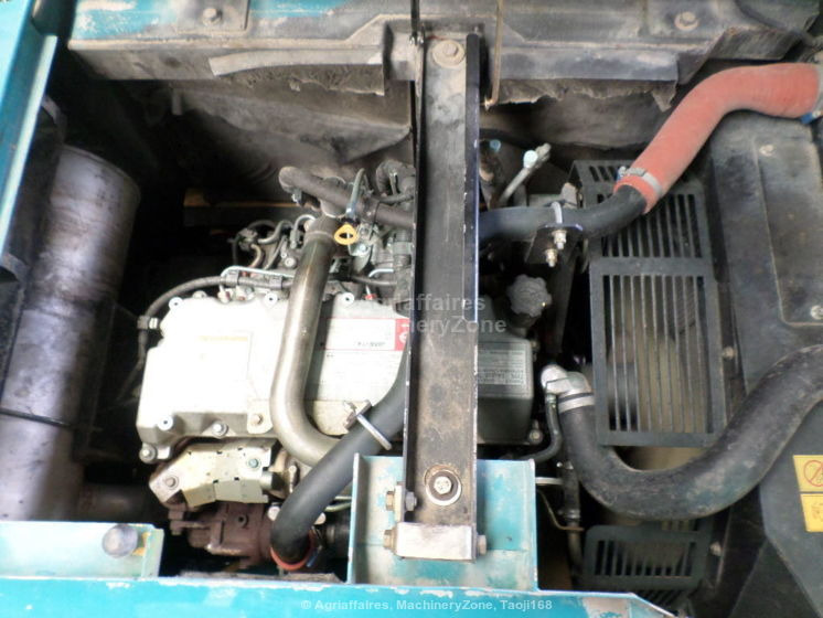 New Holland Kobelco Kobelco E 235 BSR-2 E 235 BSR-2 - Excavadora de cadenas: foto 5 New Holland Kobelco Kobelco E 235 BSR-2 E 235 BSR-2 - Excavadora de cadenas: foto 5