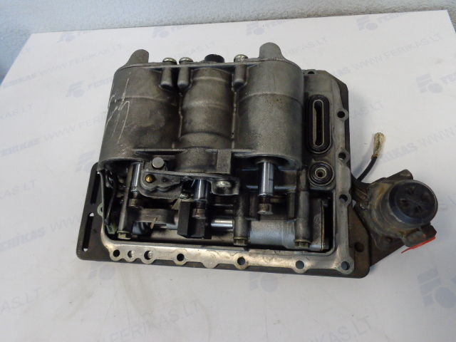 MAN WABCO gearbox control unit 4213550110 - Unidad de control para Camión: foto 1 MAN WABCO gearbox control unit 4213550110 - Unidad de control para Camión: foto 1