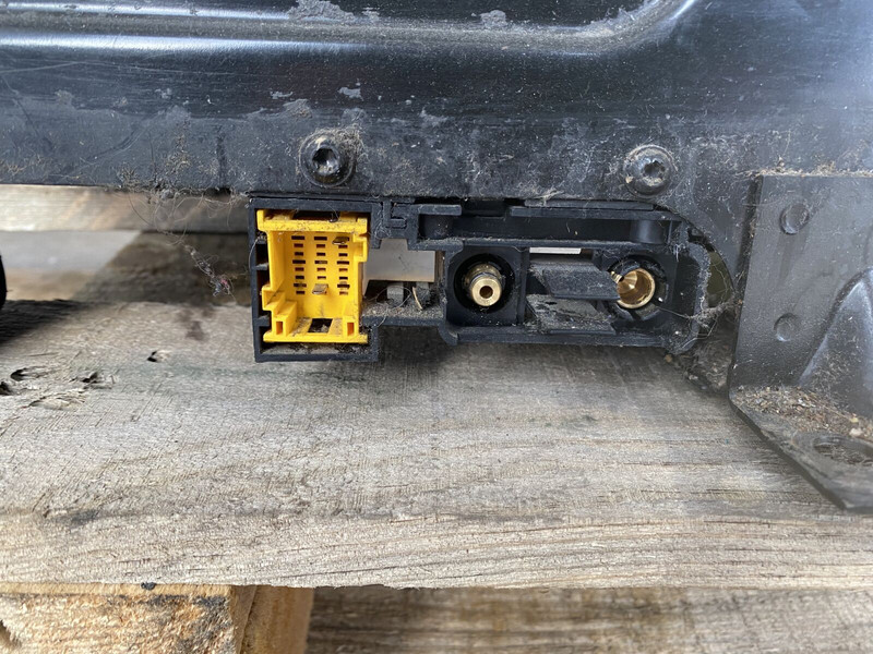 Mercedes-Benz Actros MP4 - Asiento para Camión: foto 4 Mercedes-Benz Actros MP4 - Asiento para Camión: foto 4