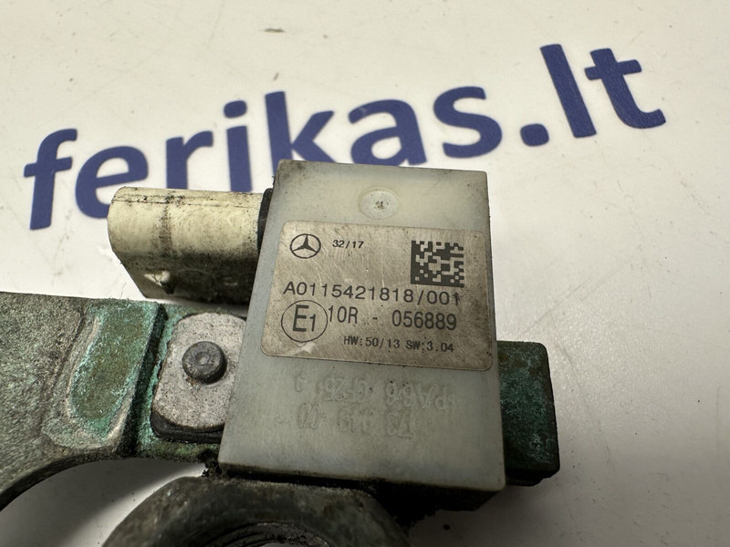 Mercedes-Benz battery sensor, klema - Sensor para Camión: foto 5 Mercedes-Benz battery sensor, klema - Sensor para Camión: foto 5