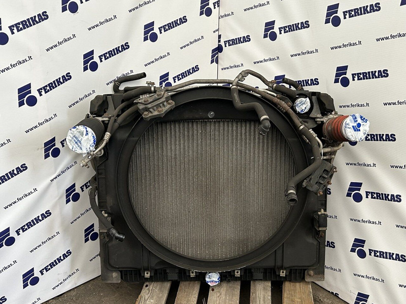 Mercedes-Benz radiators set - Radiador para Camión: foto 4 Mercedes-Benz radiators set - Radiador para Camión: foto 4