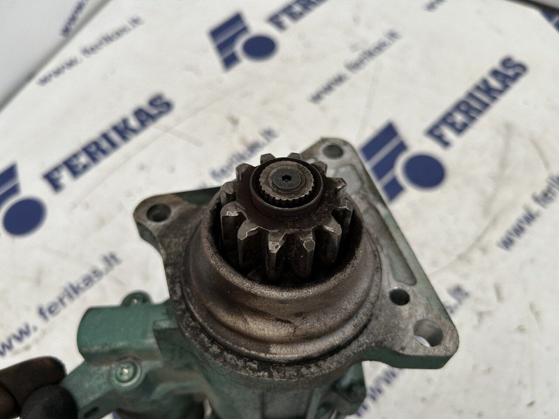Volvo engine starter - Recambio para Camión: foto 3 Volvo engine starter - Recambio para Camión: foto 3