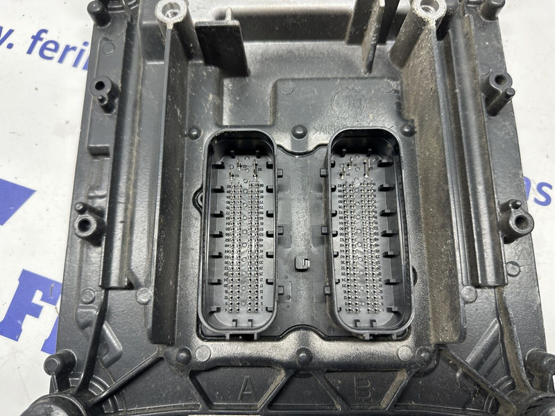 Renault engine control unit ECU - Unidad de control para Camión: foto 4 Renault engine control unit ECU - Unidad de control para Camión: foto 4