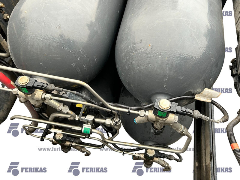 Scania CNG tank, right side - Depósito de combustible para Camión: foto 4 Scania CNG tank, right side - Depósito de combustible para Camión: foto 4