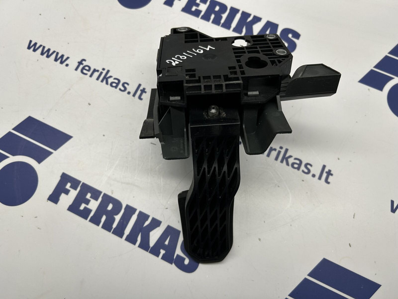 Scania accelerator pedal - Pedal para Camión: foto 3 Scania accelerator pedal - Pedal para Camión: foto 3