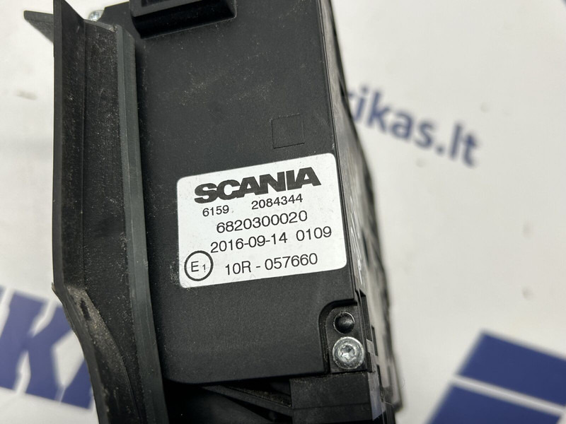 Scania accelerator pedal - Pedal para Camión: foto 4 Scania accelerator pedal - Pedal para Camión: foto 4