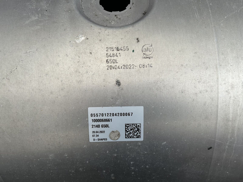 Volvo 650L 710x690x1630 - Depósito de combustible para Camión: foto 5 Volvo 650L 710x690x1630 - Depósito de combustible para Camión: foto 5