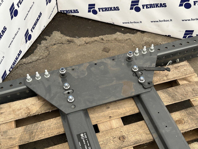 Volvo fifth wheel plate - Quinta rueda para Camión: foto 4 Volvo fifth wheel plate - Quinta rueda para Camión: foto 4