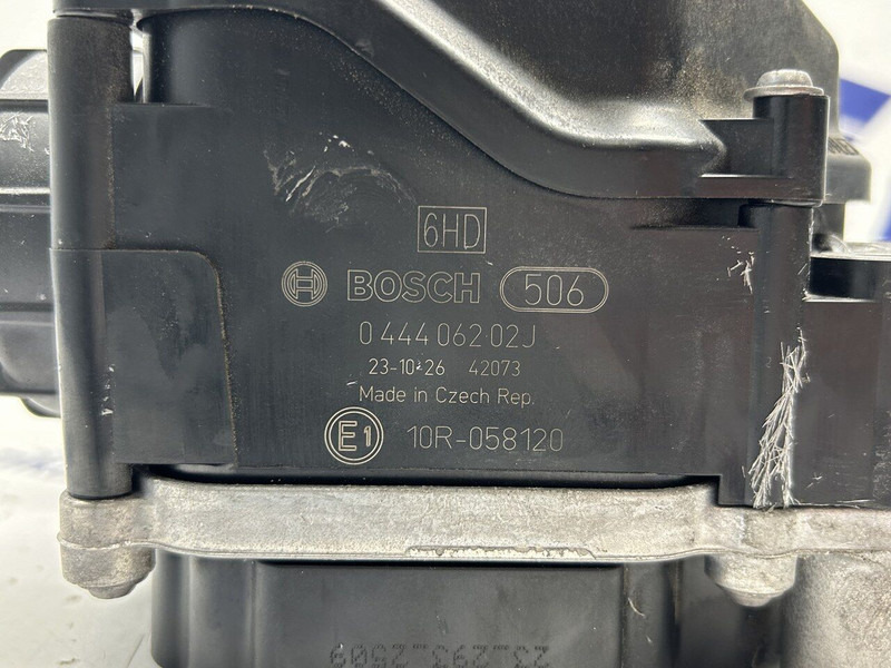 Volvo pump - Sistema de escape para Camión: foto 4 Volvo pump - Sistema de escape para Camión: foto 4