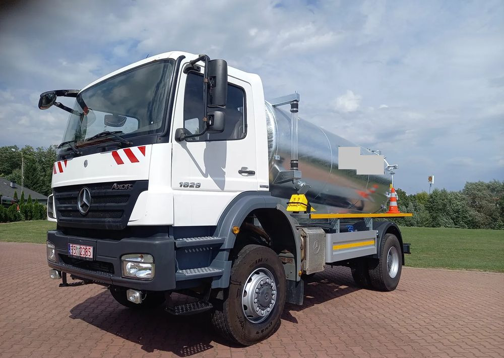 Mercedes-Benz AXOR 1829 4X4 4 WD ALLOARD - Camión cisterna: foto 4 Mercedes-Benz AXOR 1829 4X4 4 WD ALLOARD - Camión cisterna: foto 4