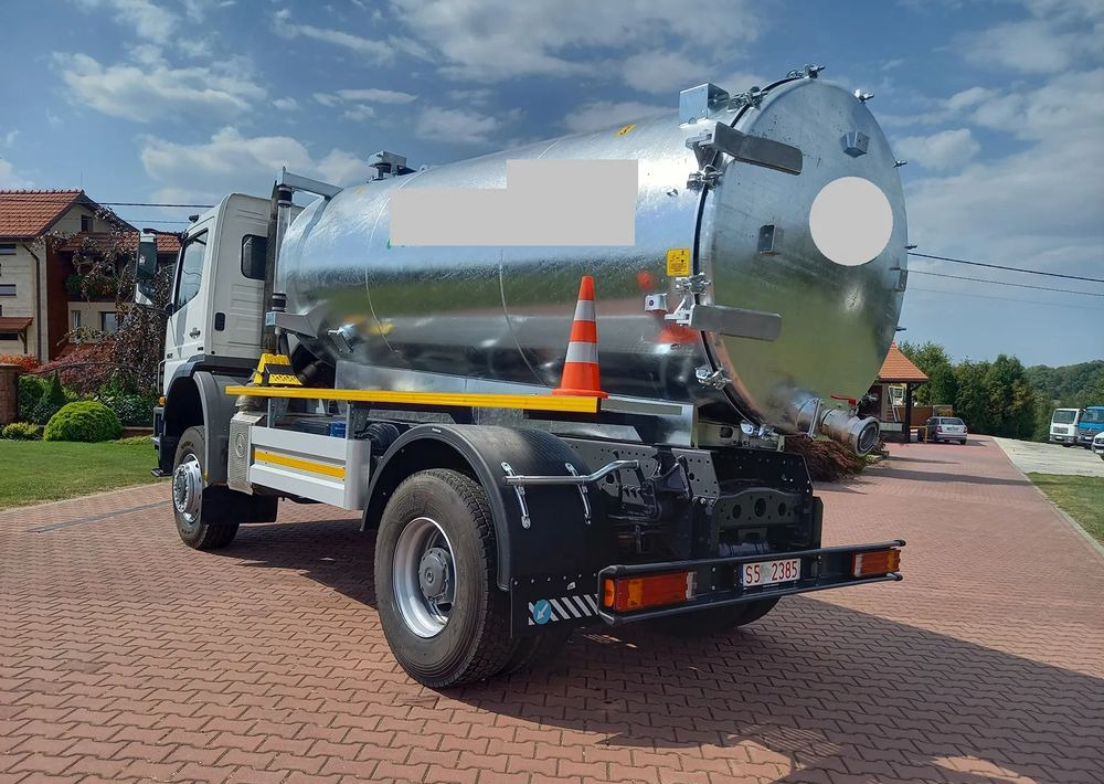 Mercedes-Benz AXOR 1829 4X4 4 WD ALLOARD - Camión cisterna: foto 5 Mercedes-Benz AXOR 1829 4X4 4 WD ALLOARD - Camión cisterna: foto 5