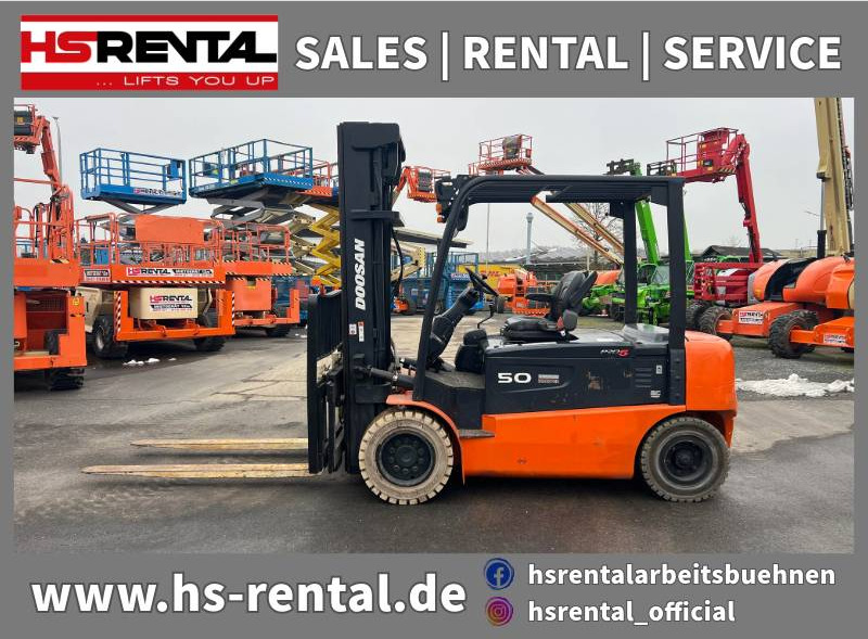 Doosan B50X5 5T 6m Triplex non-marking (1840) - Carretilla elevadora eléctrica: foto 1 Doosan B50X5 5T 6m Triplex non-marking (1840) - Carretilla elevadora eléctrica: foto 1