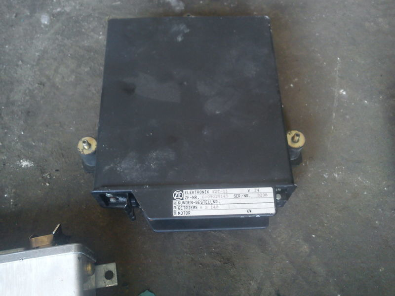 DAF коробкой ZF8S140 - Unidad de control: foto 1 DAF коробкой ZF8S140 - Unidad de control: foto 1