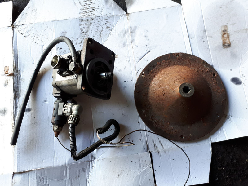 MAN BOSCH /SAUER - Radiador: foto 5 MAN BOSCH /SAUER - Radiador: foto 5