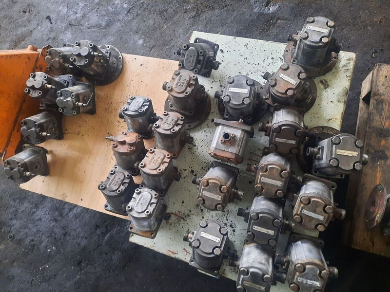 MAN REXROTH . R901001426 FD. 3026 ( 58727) ) - Bomba de aceite: foto 4 MAN REXROTH . R901001426 FD. 3026 ( 58727) ) - Bomba de aceite: foto 4