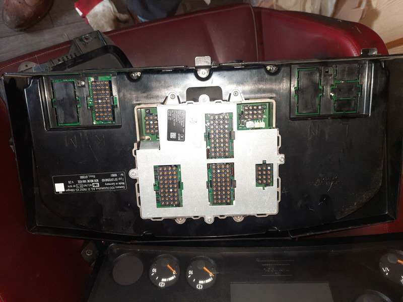 Salpicadero nuevo Scania МАН .Ивеко. Вольво. Рено.: foto 17 Salpicadero nuevo Scania МАН .Ивеко. Вольво. Рено.: foto 17