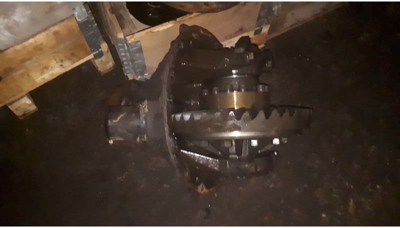 Scania R660 - 2.92 .\ 3.07\3.80 \3.50 \4.22/ 4.88/. 5.57 - Diferencial: foto 2 Scania R660 - 2.92 .\ 3.07\3.80 \3.50 \4.22/ 4.88/. 5.57 - Diferencial: foto 2