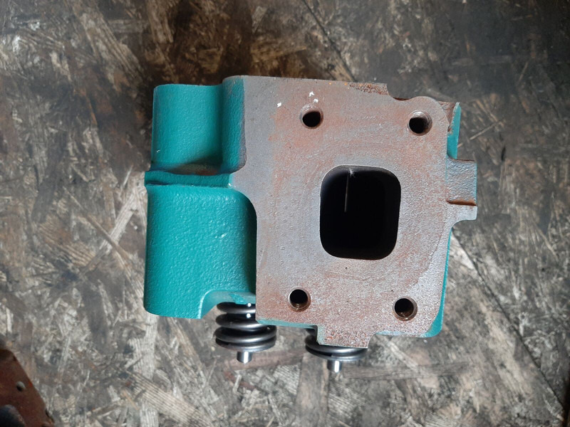 Volvo 8113069 - Bloque de cilindros: foto 5 Volvo 8113069 - Bloque de cilindros: foto 5