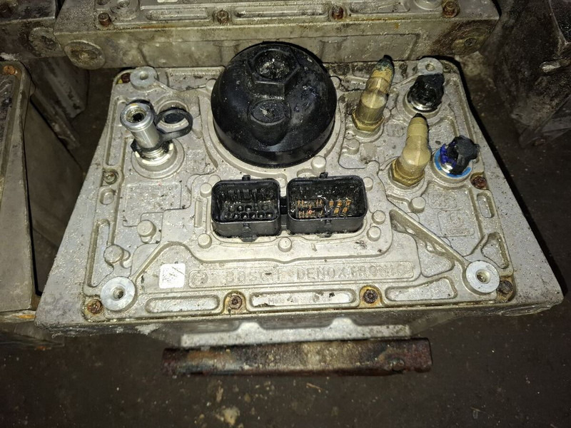 Volvo Помпа подкачки АБЛУ Б12 с подкачкой - Filtro de combustible: foto 3 Volvo Помпа подкачки АБЛУ Б12 с подкачкой - Filtro de combustible: foto 3