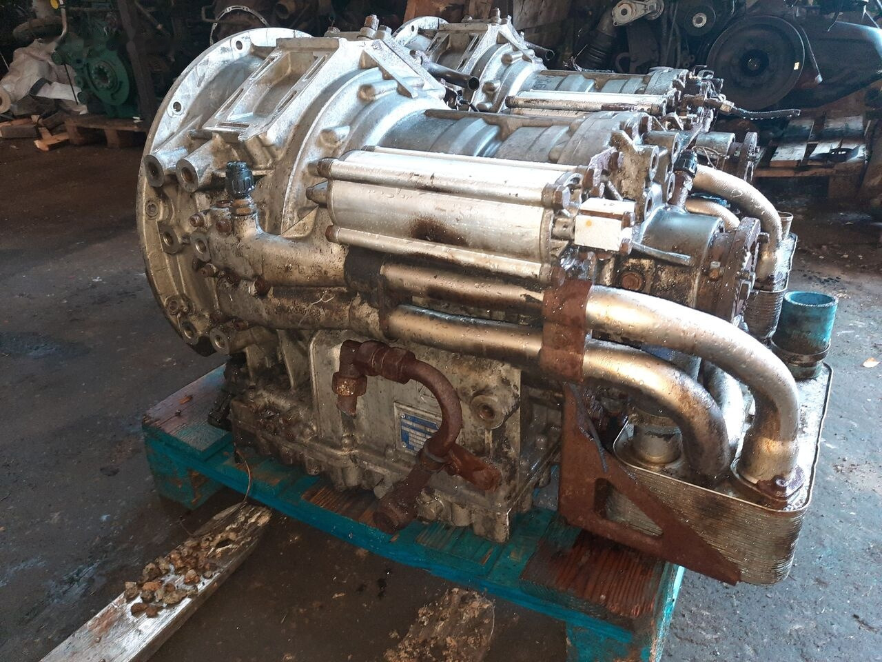 ZF 6HP604C .6HP502C. 6HP552C .6HP602C. 6HP592C. 6HP504C .6HP604C. 6 Volvo Man/ Volvo. Scnia. Mersedes - Caja de cambios para Autobús: foto 2 ZF 6HP604C .6HP502C. 6HP552C .6HP602C. 6HP592C. 6HP504C .6HP604C. 6 Volvo Man/ Volvo. Scnia. Mersedes - Caja de cambios para Autobús: foto 2