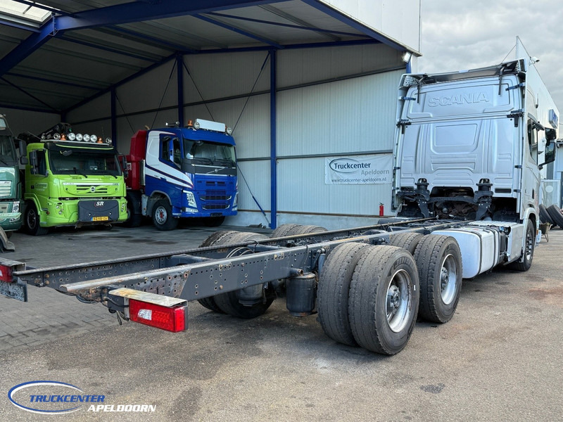 Scania R730 XT NGS V8 6x4 Naafreductie, Retarder, PTO - Camión chasis: foto 2 Scania R730 XT NGS V8 6x4 Naafreductie, Retarder, PTO - Camión chasis: foto 2
