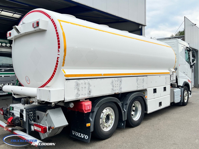 Volvo FH 540 LAG 20600 Liter ADR, 4 Comp. - Camión cisterna: foto 2 Volvo FH 540 LAG 20600 Liter ADR, 4 Comp. - Camión cisterna: foto 2