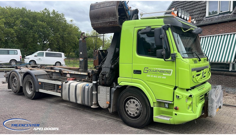Volvo FM 410 EEV 6X2 Palfinger Epsilon Q170Z - Camión multibasculante, Camión grúa: foto 1 Volvo FM 410 EEV 6X2 Palfinger Epsilon Q170Z - Camión multibasculante, Camión grúa: foto 1
