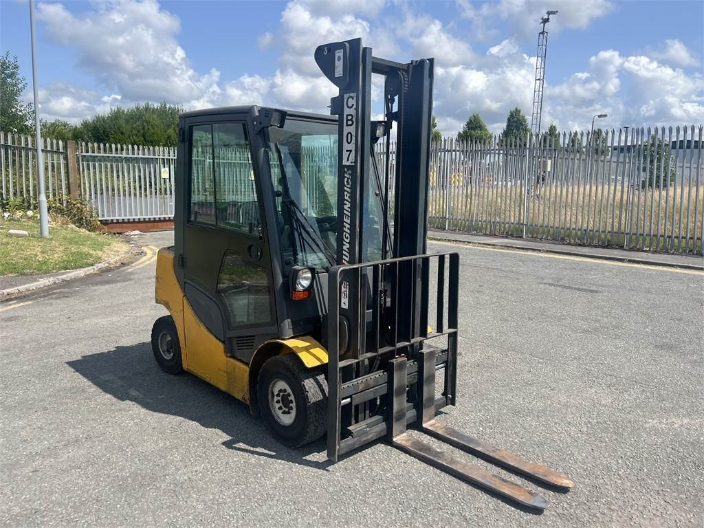 Jungheinrich TFG425S - Carretilla elevadora de gas: foto 3 Jungheinrich TFG425S - Carretilla elevadora de gas: foto 3