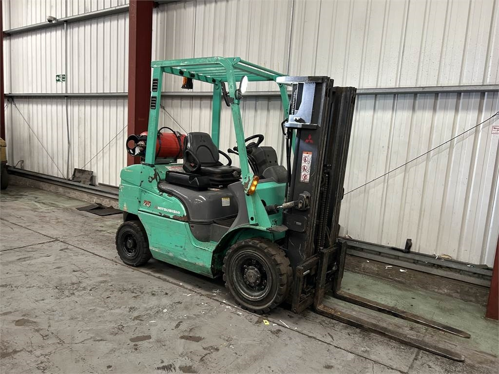 Mitsubishi FG25NT - Carretilla elevadora de gas: foto 4 Mitsubishi FG25NT - Carretilla elevadora de gas: foto 4