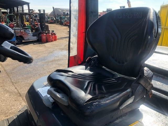 Toyota 40-8FD45N - Carretilla elevadora diésel: foto 3 Toyota 40-8FD45N - Carretilla elevadora diésel: foto 3