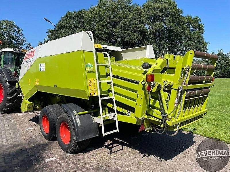 Claas Quadrant 2200 Roto Cut - Empacadora de pacas cuadradas: foto 3 Claas Quadrant 2200 Roto Cut - Empacadora de pacas cuadradas: foto 3