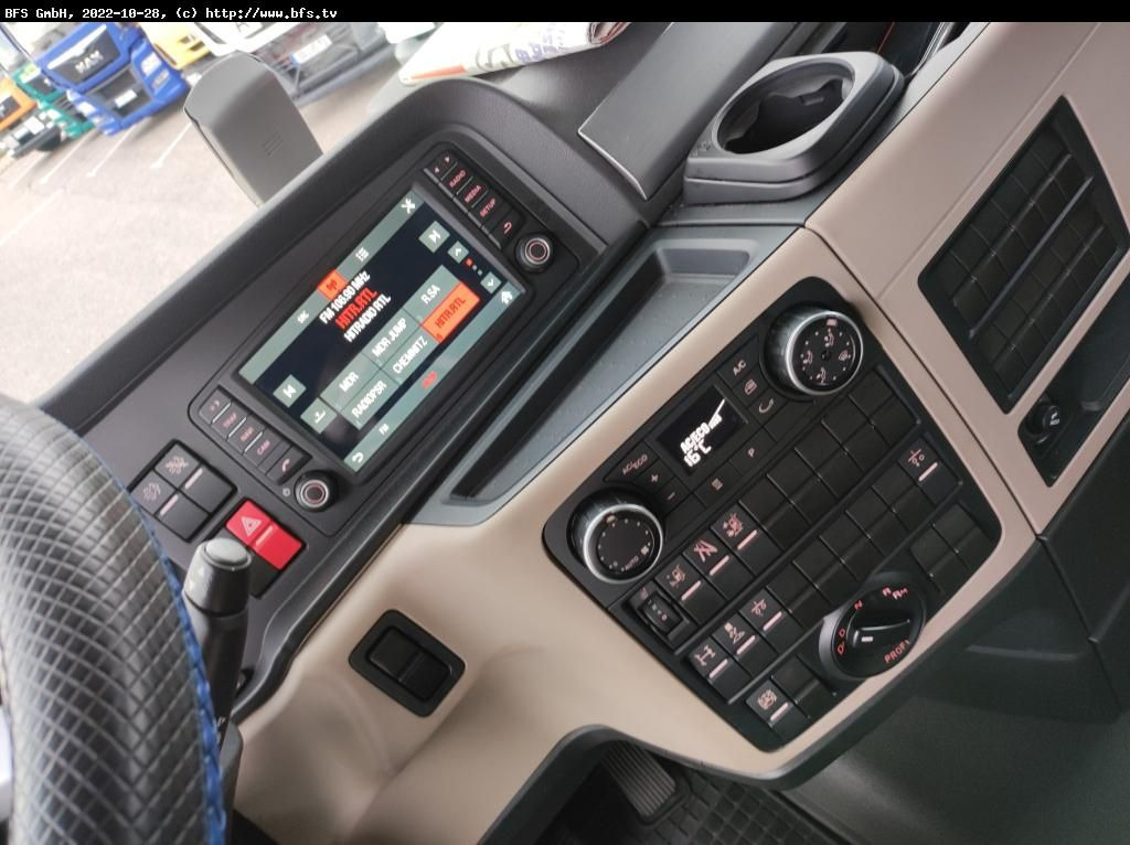 MAN TGX 18.470 4x2 BLS Sattelzugamschine Standard - Cabeza tractora: foto 4 MAN TGX 18.470 4x2 BLS Sattelzugamschine Standard - Cabeza tractora: foto 4