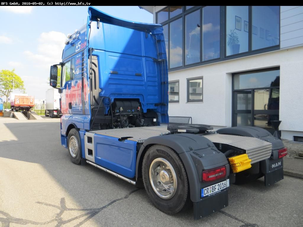 MAN TGX 18.560 4x2 BLS Euro 6 HS Schoch Edition 2016 - Cabeza tractora: foto 3 MAN TGX 18.560 4x2 BLS Euro 6 HS Schoch Edition 2016 - Cabeza tractora: foto 3