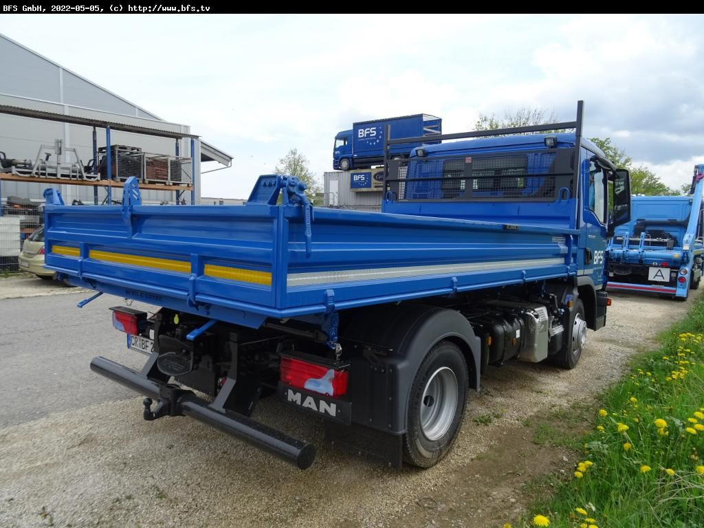 MAN TGL (TG3) 8.220 4x2 BB CH TG3, Automatik - Furgoneta basculante: foto 2 MAN TGL (TG3) 8.220 4x2 BB CH TG3, Automatik - Furgoneta basculante: foto 2