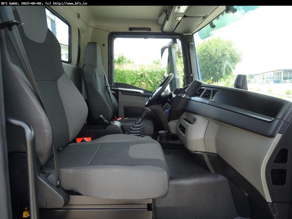 MAN TGL (TG3) 8.220 4x2 BB CH TG3, Schalter - Furgoneta basculante: foto 3 MAN TGL (TG3) 8.220 4x2 BB CH TG3, Schalter - Furgoneta basculante: foto 3