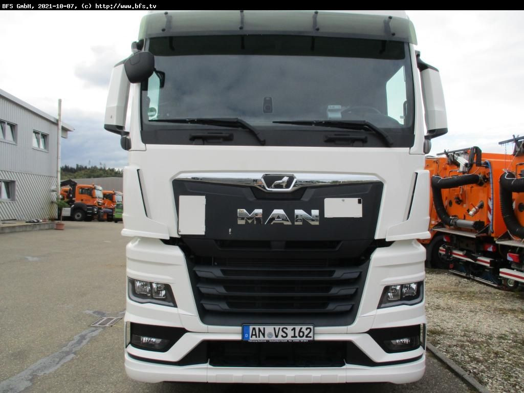 MAN TGX (TG3) 26.510 6x2-4 LL CH Multiwechsler - Camión portacontenedore/ Intercambiable: foto 2 MAN TGX (TG3) 26.510 6x2-4 LL CH Multiwechsler - Camión portacontenedore/ Intercambiable: foto 2