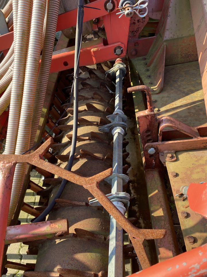 Combinado de siembra Kverneland ACCORD Pneumatic DA-S KUHN + Kuhn 4.50m: foto 11
