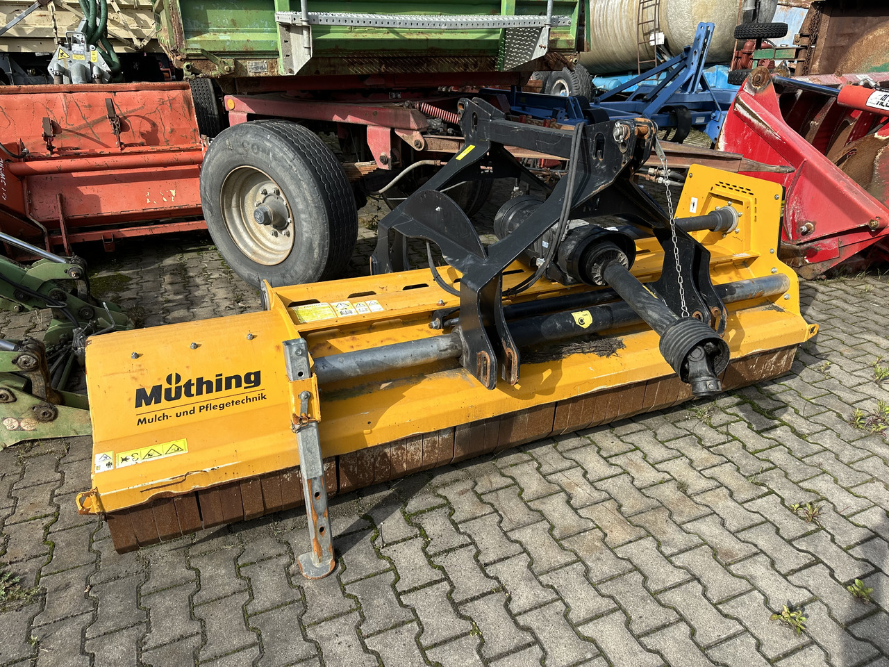 Müthing MU-M 280-41-02VE Vario - Desbrozadora de martillos: foto 1 Müthing MU-M 280-41-02VE Vario - Desbrozadora de martillos: foto 1