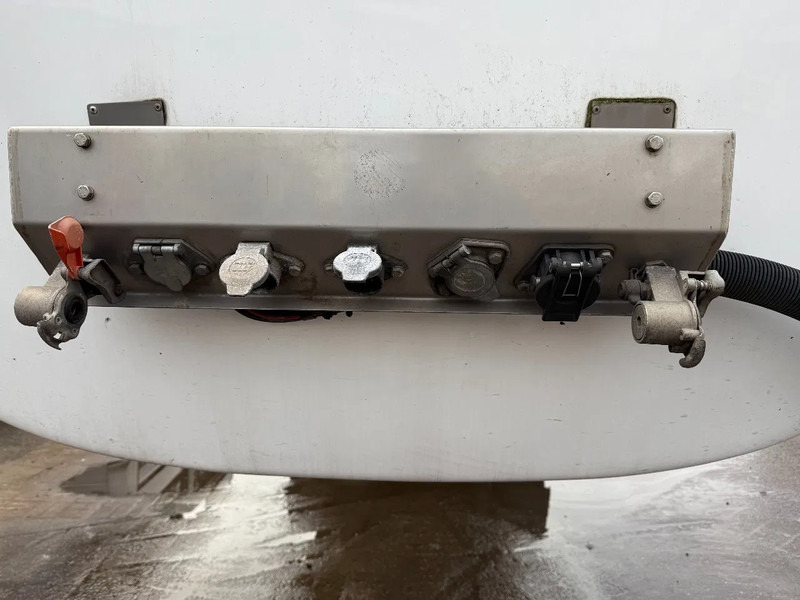 Semirremolque cisterna Burg O-3-45T, 2 AXEL STEERING,34000 LITER: foto 8