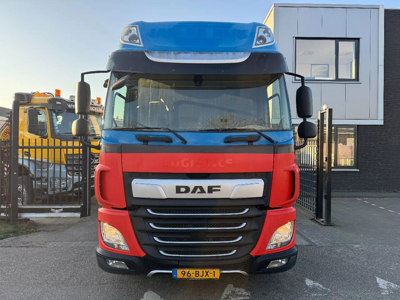 DAF CF 410 4X2 STANDARD EURO 6 FRIDGE - Cabeza tractora: foto 2 DAF CF 410 4X2 STANDARD EURO 6 FRIDGE - Cabeza tractora: foto 2
