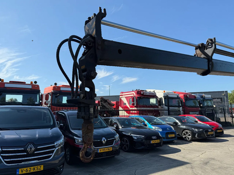 DAF CF 440 6X2 EURO 6 + HMF 3220-K5 REMOTE 5E & 6E FUNCTIE - Cabeza tractora: foto 5 DAF CF 440 6X2 EURO 6 + HMF 3220-K5 REMOTE 5E & 6E FUNCTIE - Cabeza tractora: foto 5