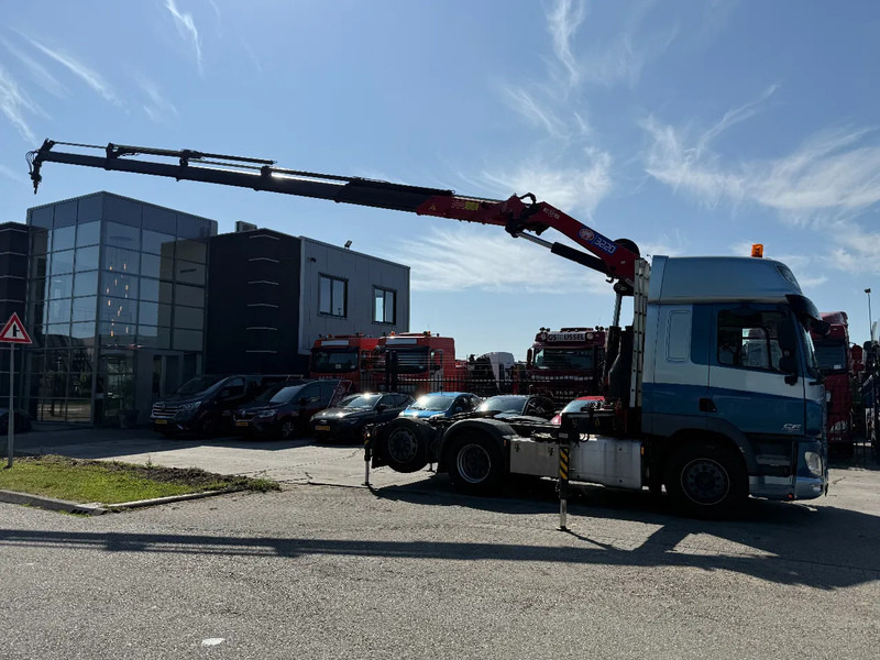 DAF CF 440 6X2 EURO 6 + HMF 3220-K5 REMOTE 5E & 6E FUNCTIE - Cabeza tractora: foto 3 DAF CF 440 6X2 EURO 6 + HMF 3220-K5 REMOTE 5E & 6E FUNCTIE - Cabeza tractora: foto 3