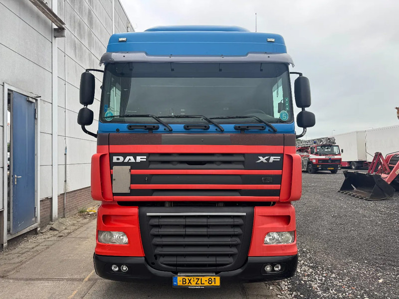 DAF XF 105.410 4X2 MEGA STANDKLIMA AIRCO - Cabeza tractora: foto 2 DAF XF 105.410 4X2 MEGA STANDKLIMA AIRCO - Cabeza tractora: foto 2