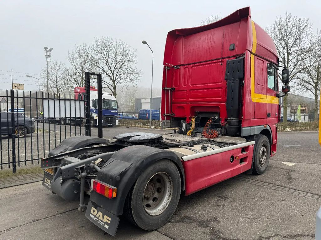 DAF XF 105.460 4X2 - EURO 5 + FULL SPOILER + NL TRUC - Cabeza tractora: foto 4 DAF XF 105.460 4X2 - EURO 5 + FULL SPOILER + NL TRUC - Cabeza tractora: foto 4