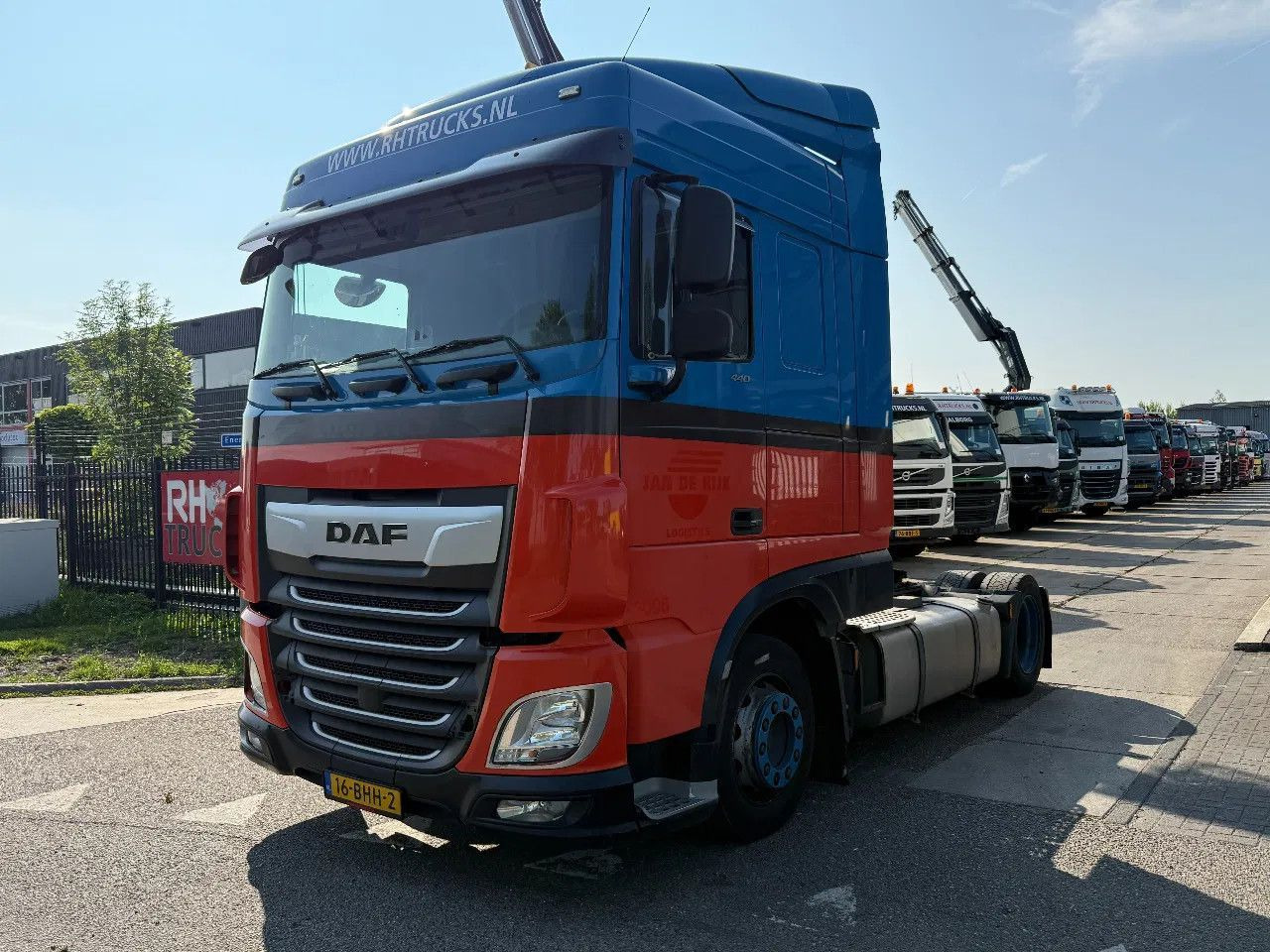 DAF XF 440 4X2 ENGINE RUNNING BUT TICKING! - Cabeza tractora: foto 1 DAF XF 440 4X2 ENGINE RUNNING BUT TICKING! - Cabeza tractora: foto 1